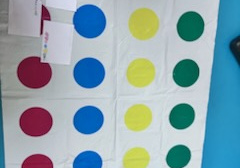 Tworzymy własny kod z wykorzystaniem gry twister 2