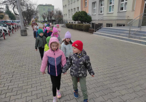 Zdjęcie 2 na 93