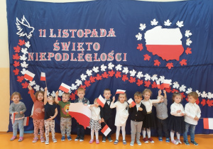 Dzieci z Flagami.